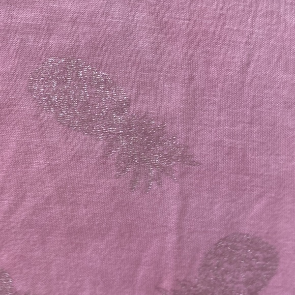 Cable and Gauge Soft Rose V Neck w Pineapples - Picture 5 of 7